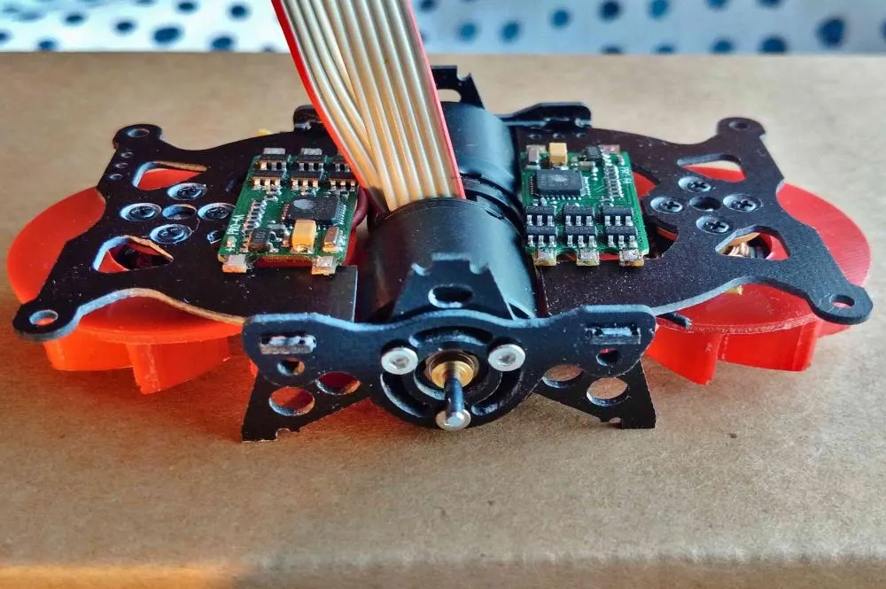 Groupe moteur de la maquette de Zhonx IV, vue de trois quarts